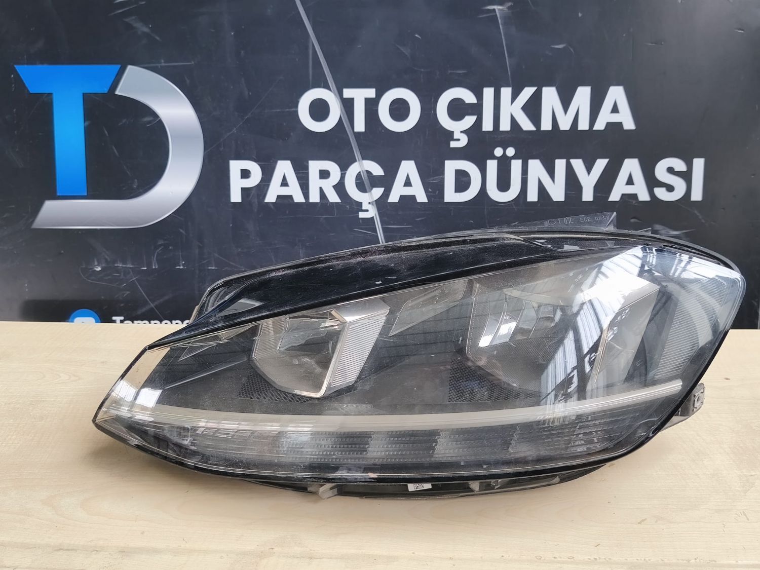 VOLKSWAGEN GOLF 7 SOL FAR 